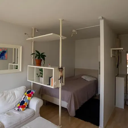 شقة Cozy Minimalistic Studio In